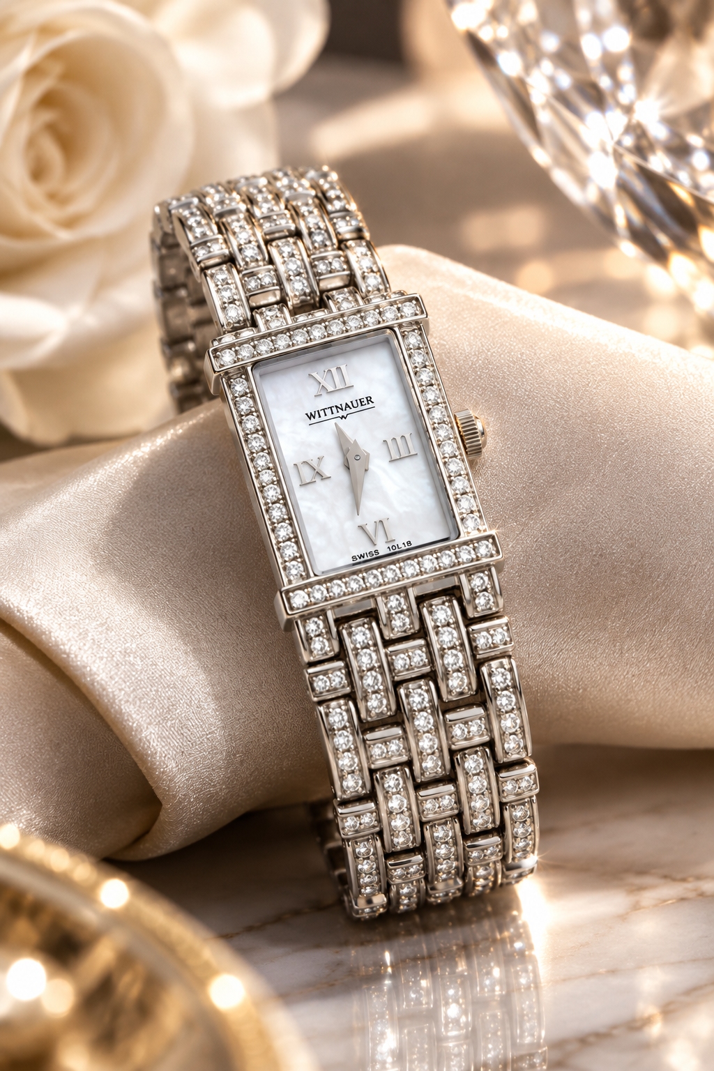 Vintage Wittnauer Ladies' Crystal-Accented Bracelet Watch – Mother-of-Pearl Dial