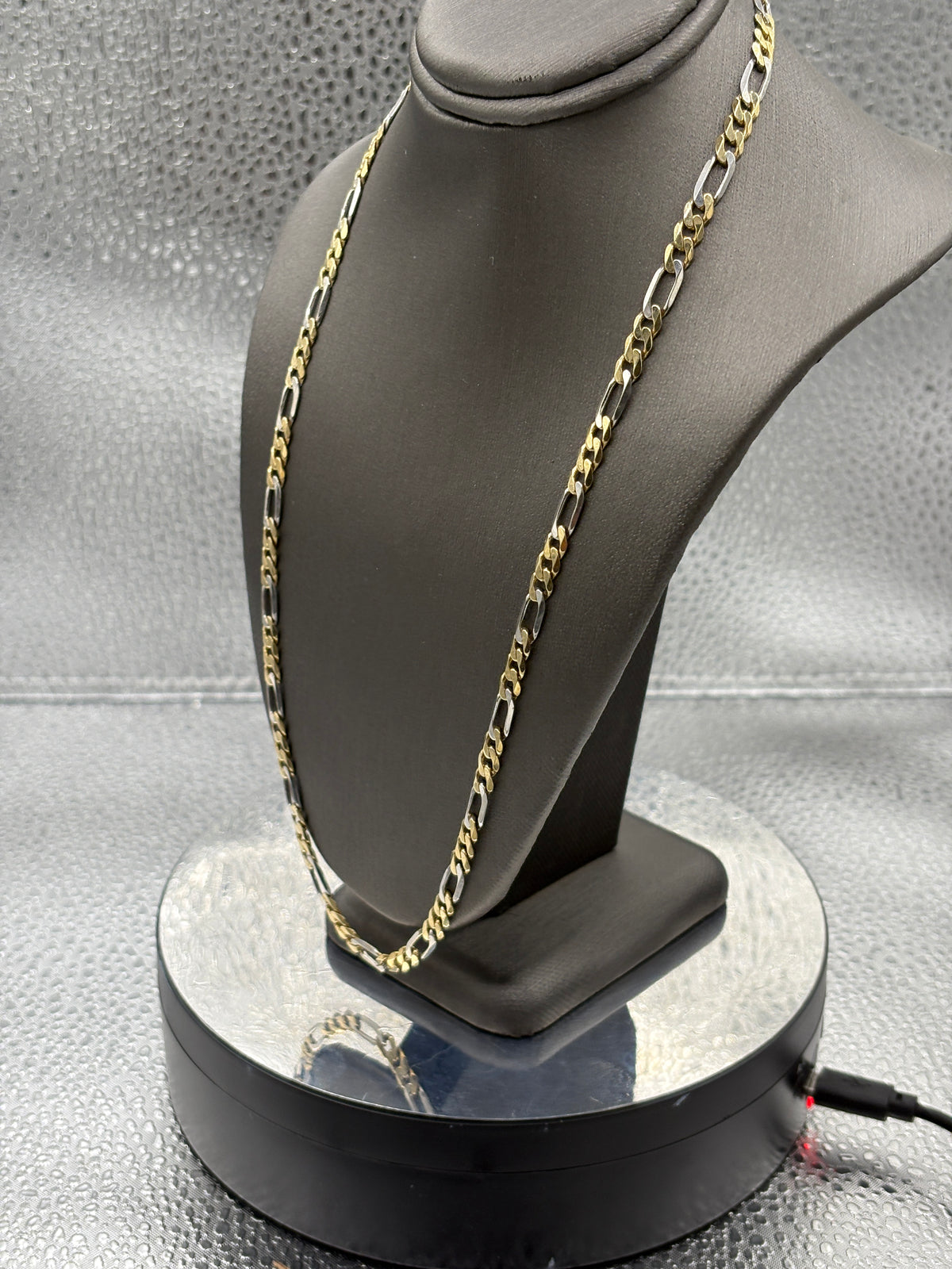 Ladies/ Gents 14 Karat White & Yellow Gold Figeroe Link Chain