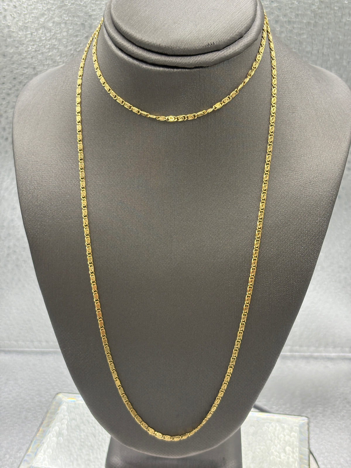 Ladies 18 Karat Yellow Gold Snail Link Chain
