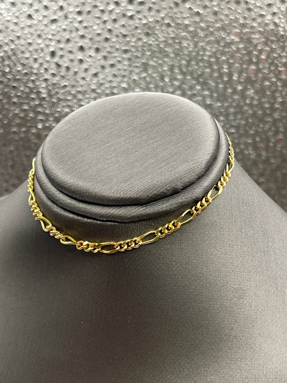 Ladies 14 Karat Yellow Gold Figero Link Bracelet