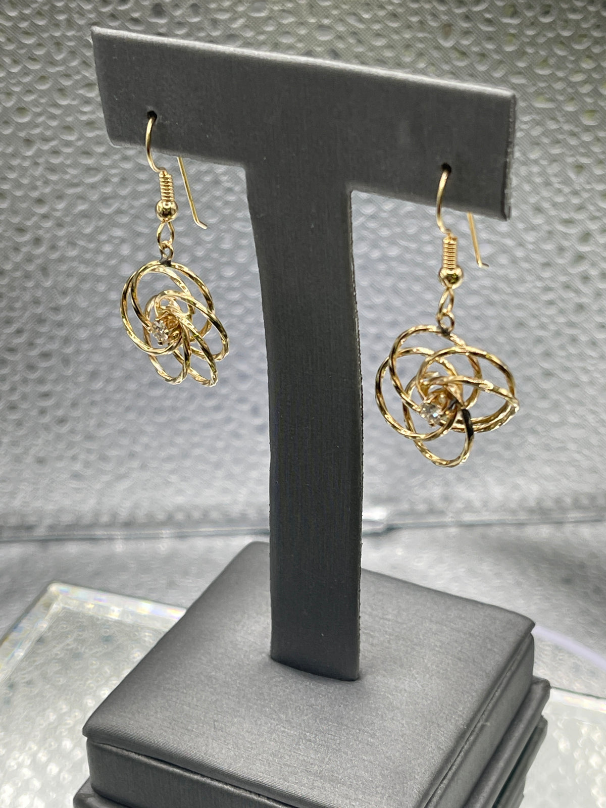 14 Karat Yellow Gold and Diamond Flower Earrings