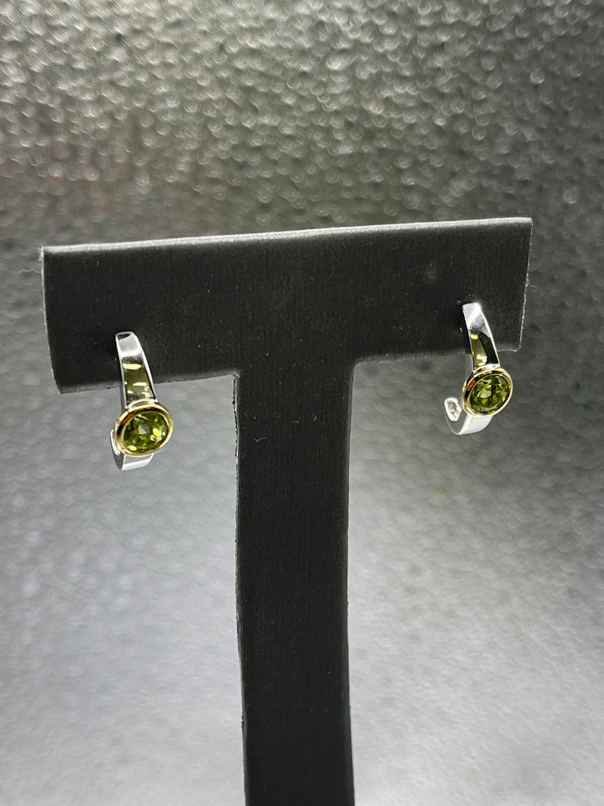 Ladies 14 Karat White Gold and Peridot Post Earrings