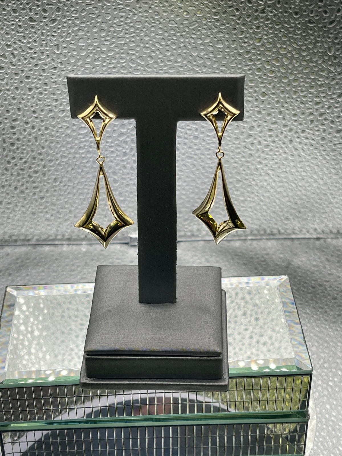Ladies 14 Karat Yellow Gold Dangling Post Earrings