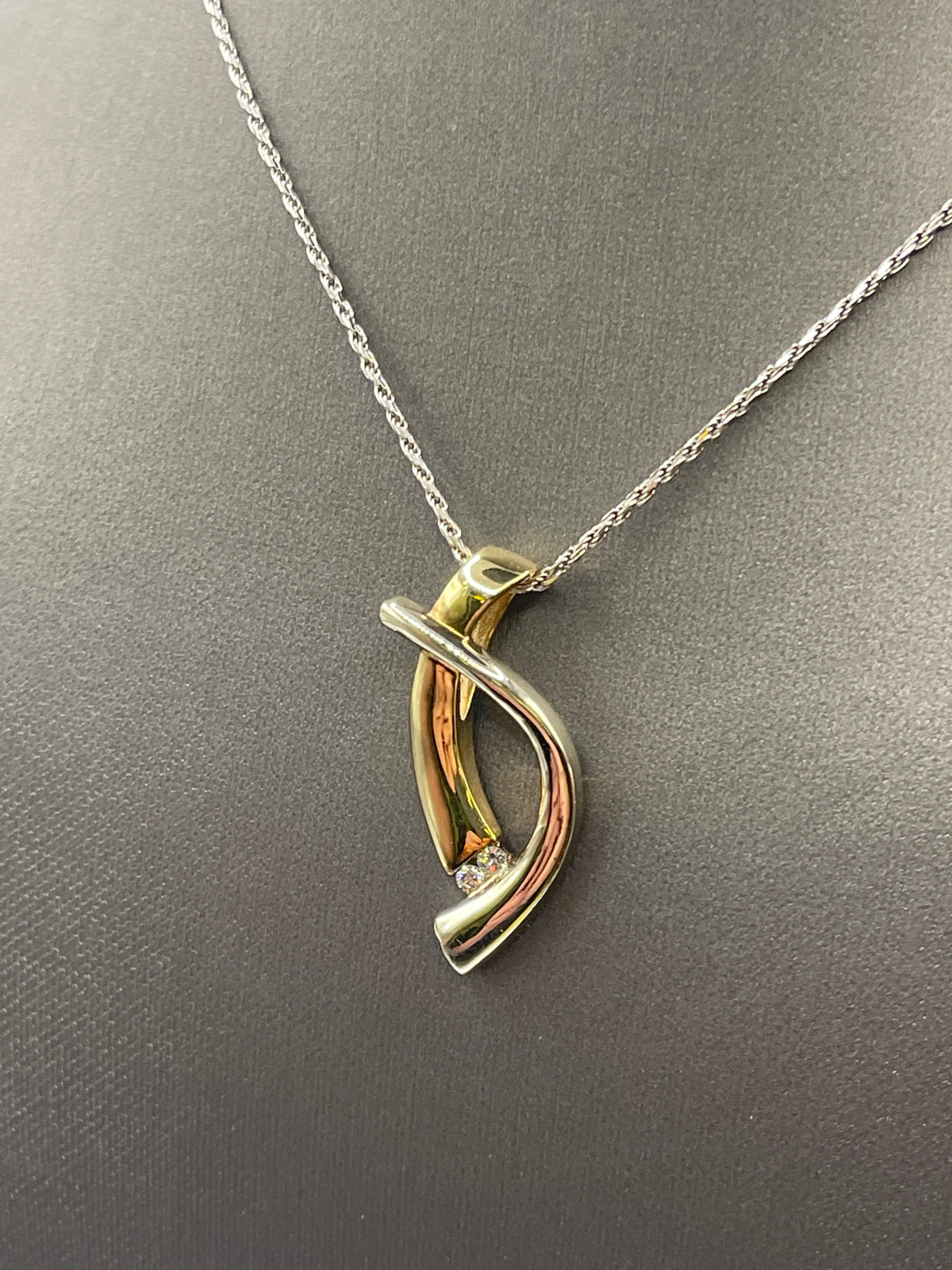 Ladies 14 Karat Solid Yellow Gold and Diamond Pendant