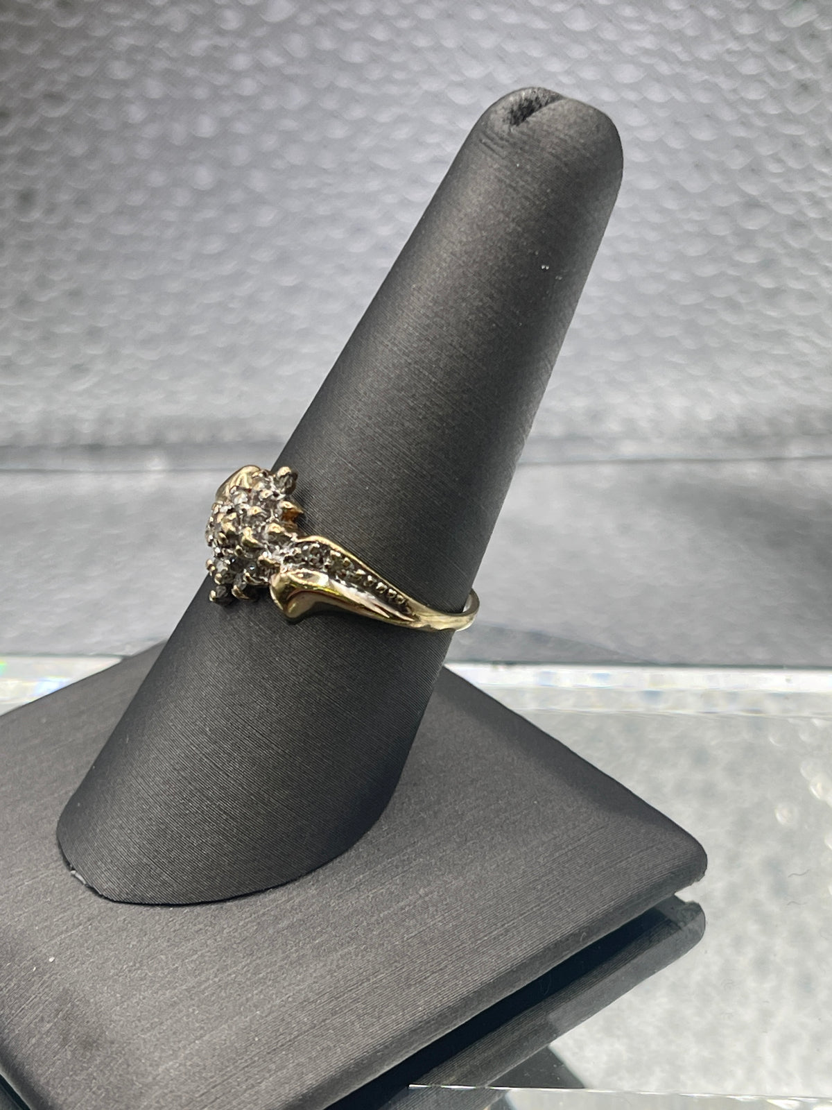 Ladies 14 Karat Yellow Gold Petite Diamond Cluster Ring