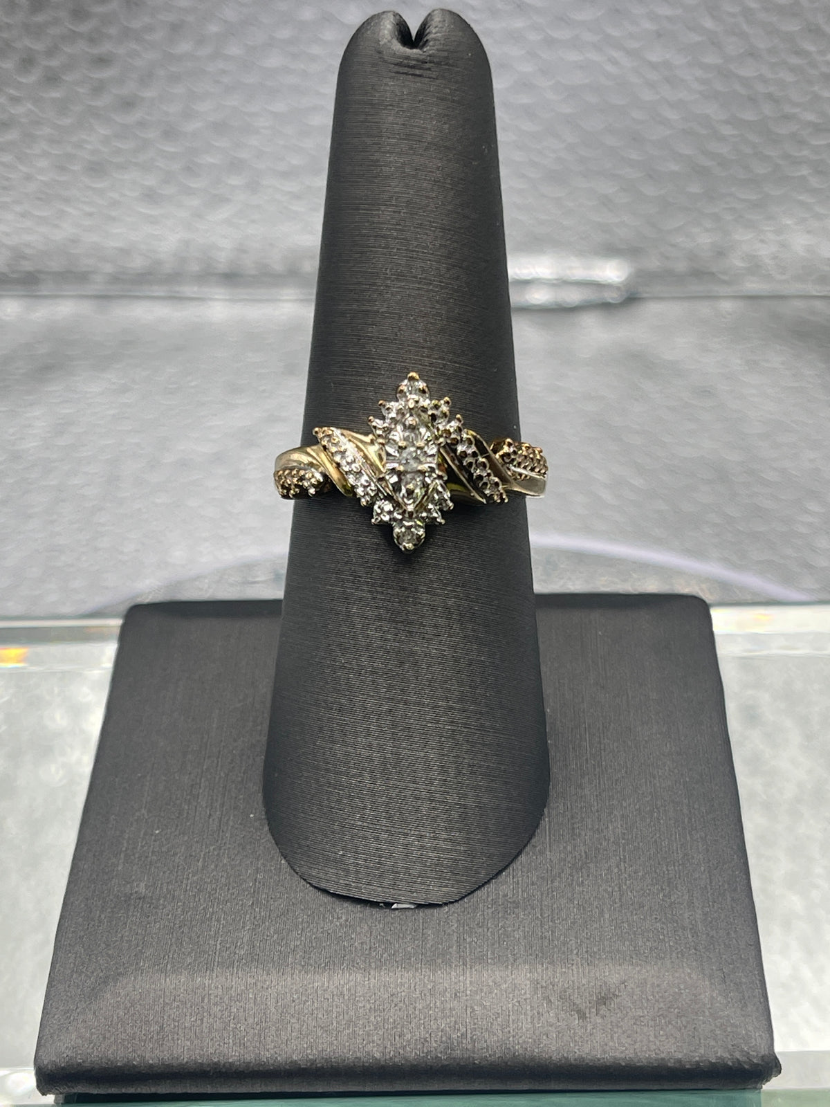 Ladies 10 Karat Yellow Gold Diamond Cluster With Diamond Zig Zag Halo
