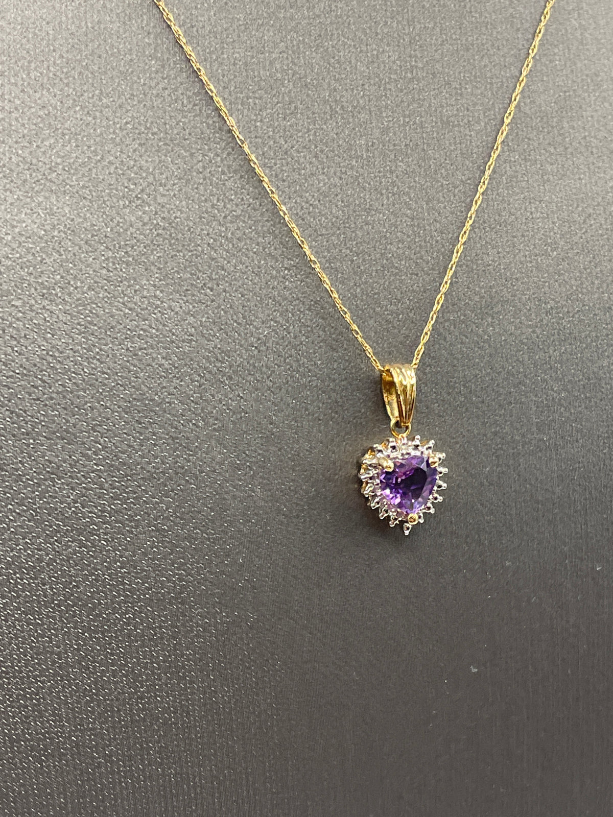 Ladies 14 Karat Yellow Gold Diamond and Amethyst Heart Necklace