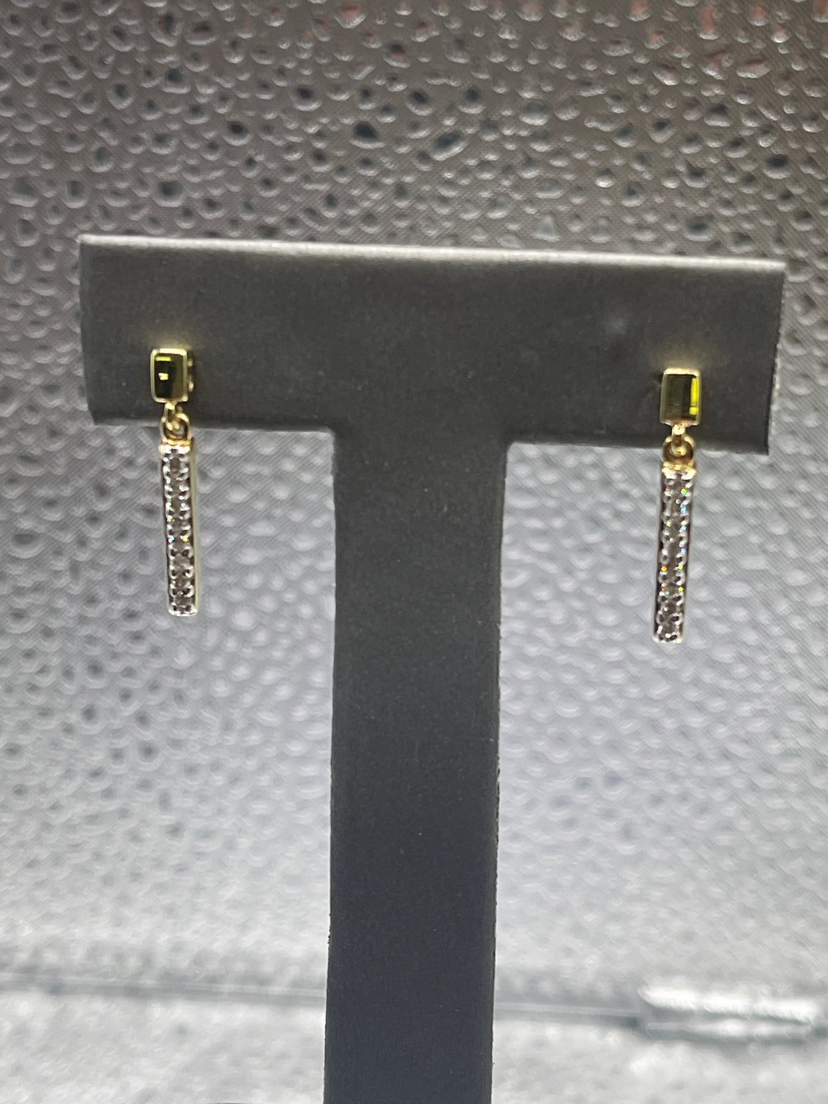 Ladies 14 Karat Solid Yellow Gold Dangling Diamond Earrings