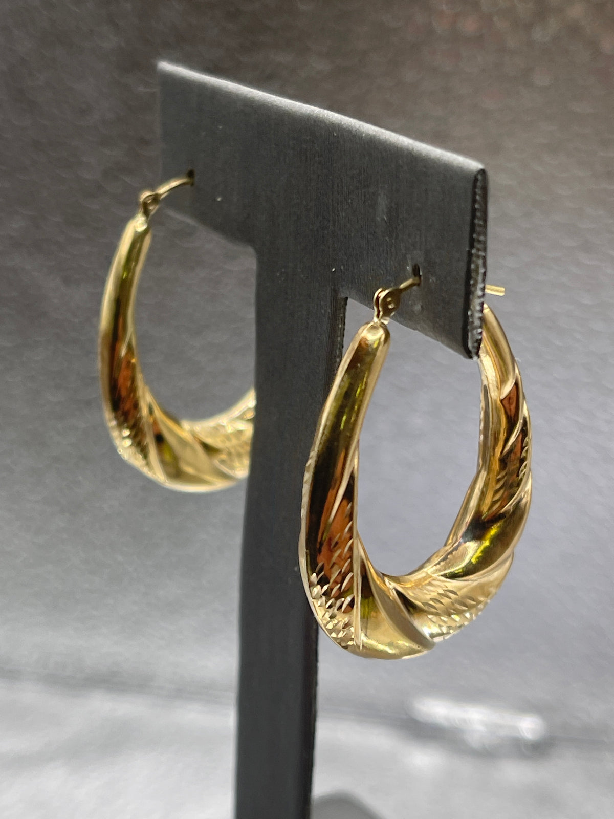 Ladies 14 Karat Solid Yellow Gold Fancy Hoop Earrings