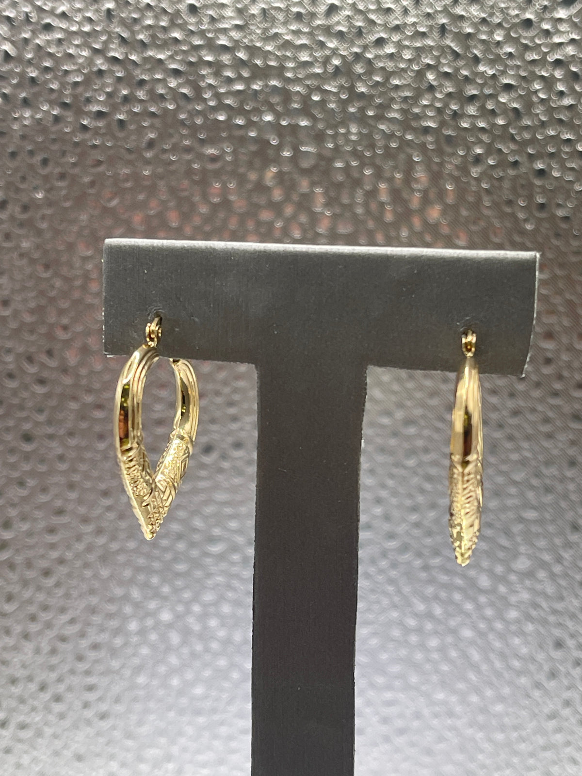 Ladies 14 Karat Solid Yellow Gold Chevron Engraved Hoop Earrings