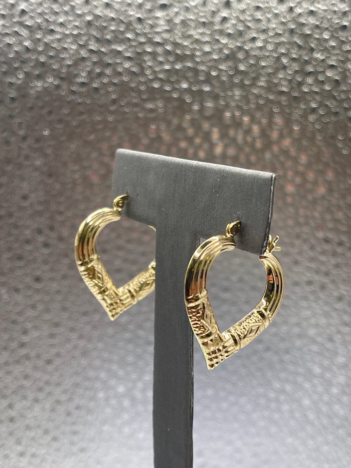 Ladies 14 Karat Solid Yellow Gold Chevron Engraved Hoop Earrings
