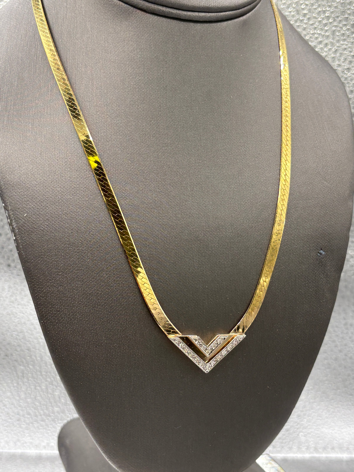 14 Karat Y/G Vintage Ladies Herringbone Diamond Necklace