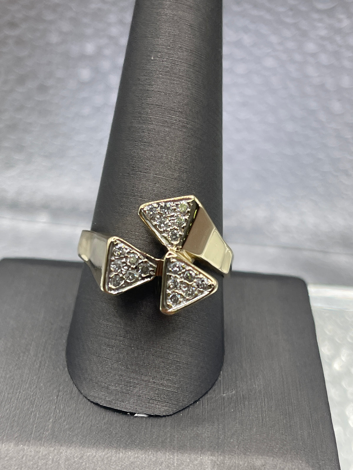 Ladies 14 Karat Solid Yellow Gold Diamond Cocktail Ring