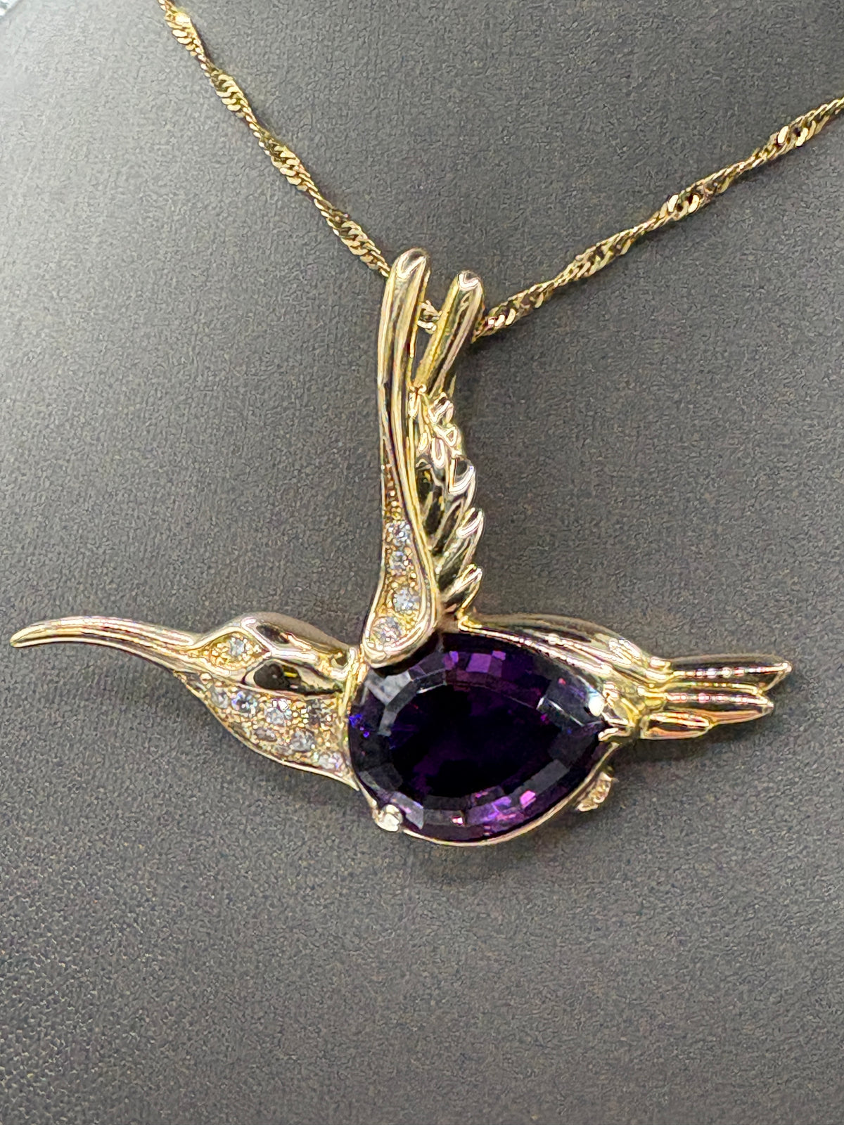 14 Karat Y/G Teardrop Amethyst & Diamond Hummingbird Pin