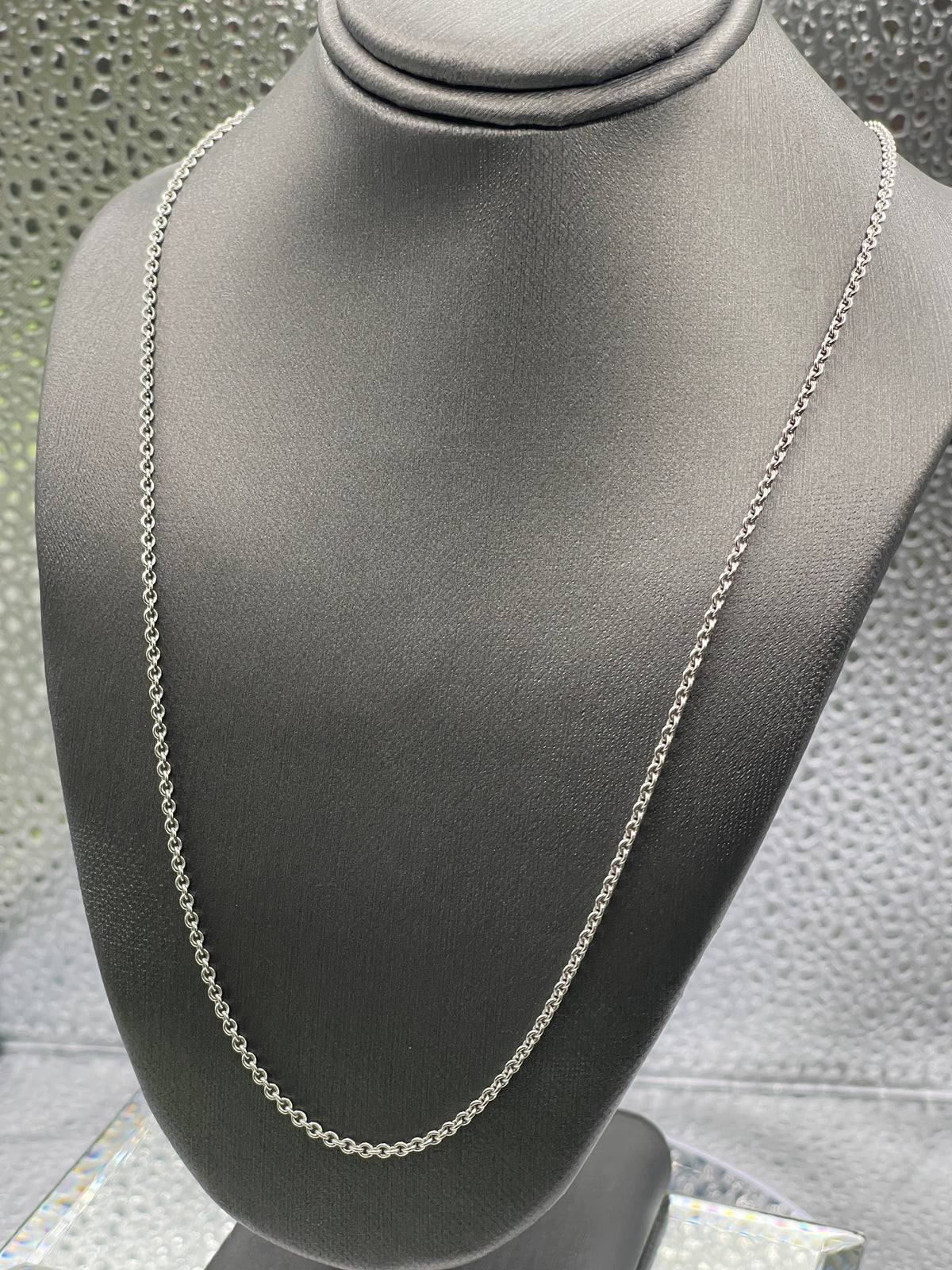 Ladies / Gents Classic 18 Karat White Gold Rolo Link Chain