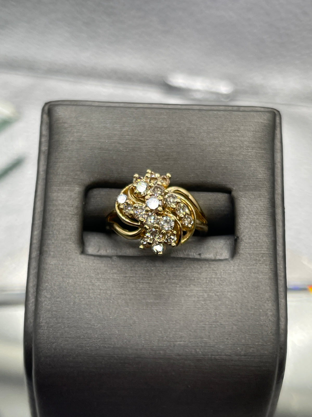 Ladies Gorgeous 14 Karat Yellow Gold Diamond Swirl Floral Cluster Ring