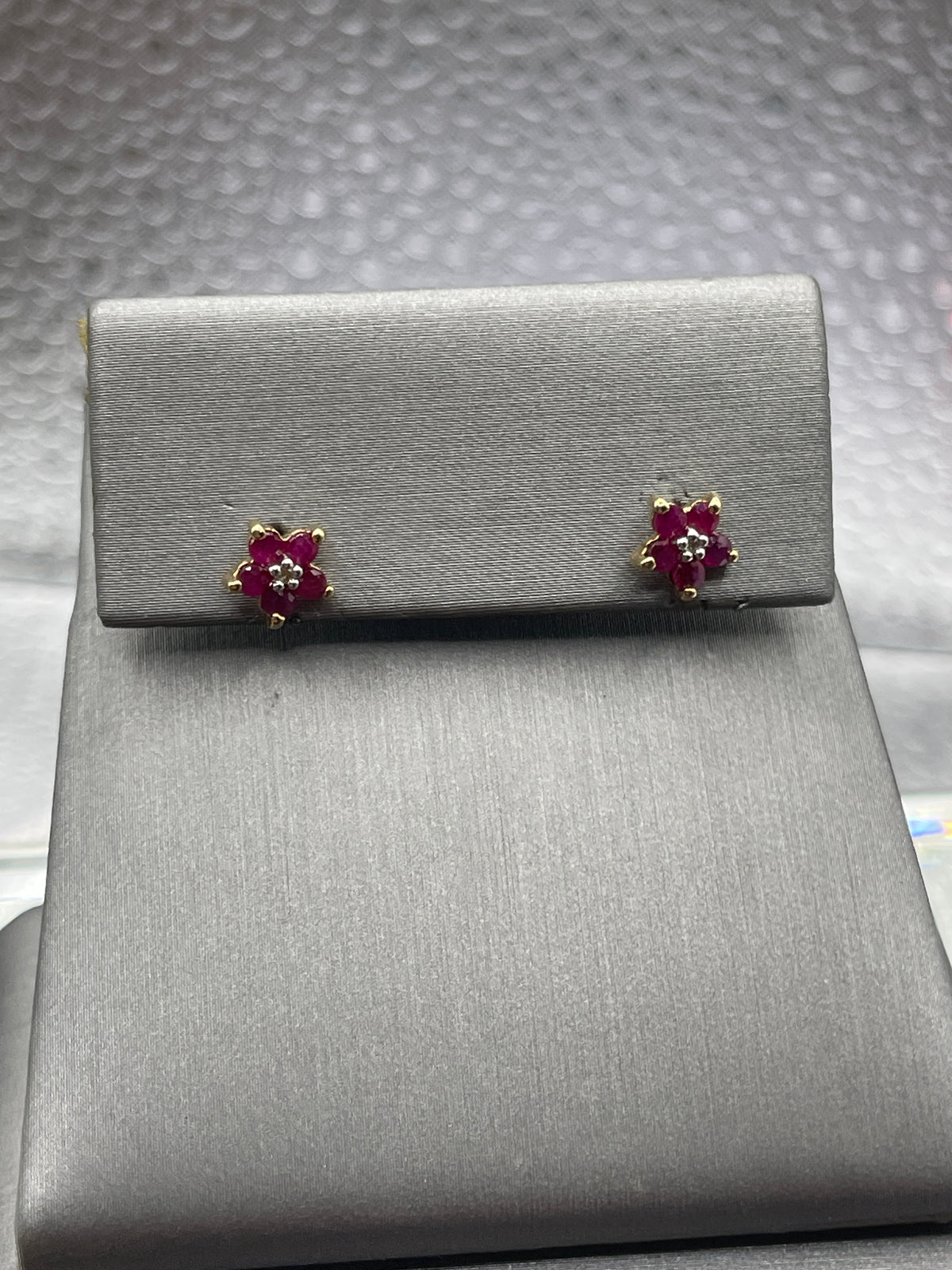 Ladies 10 Karat Solid Yellow Gold Ruby and Diamond Stud Earrings