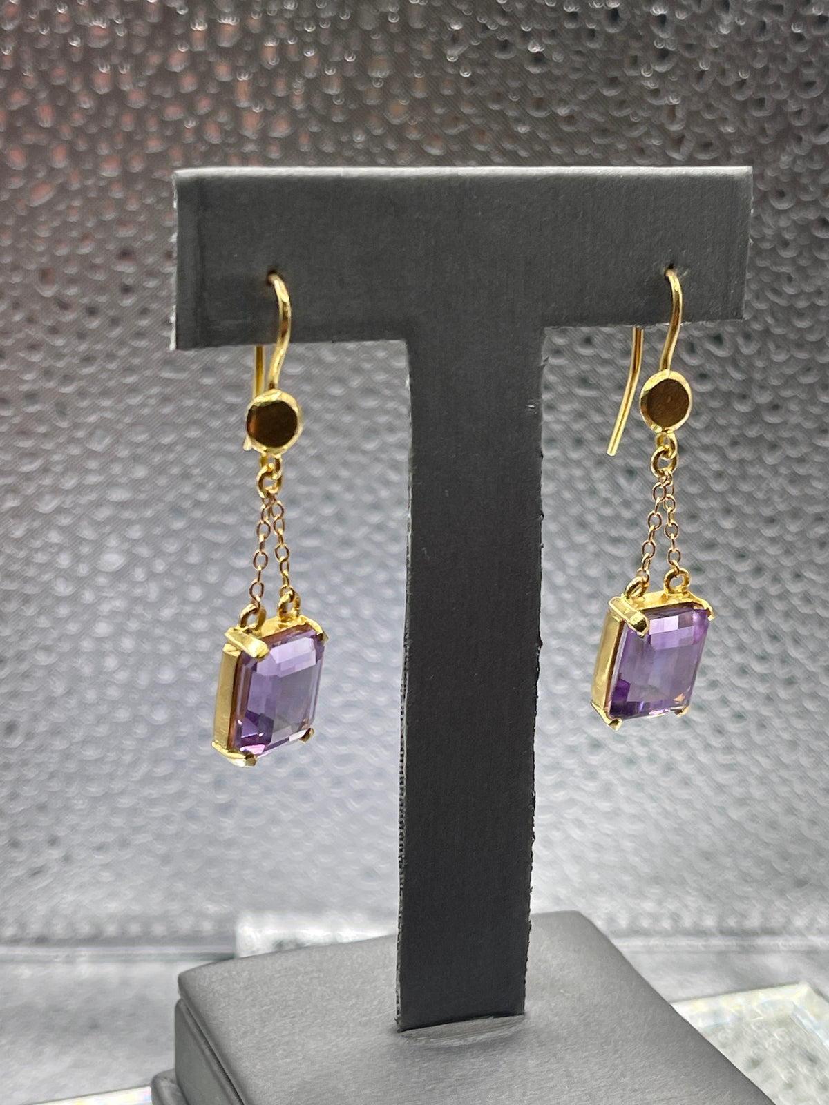 Ladies Fabulous 22 Karat Solid Yellow Gold Amethyst Earrings