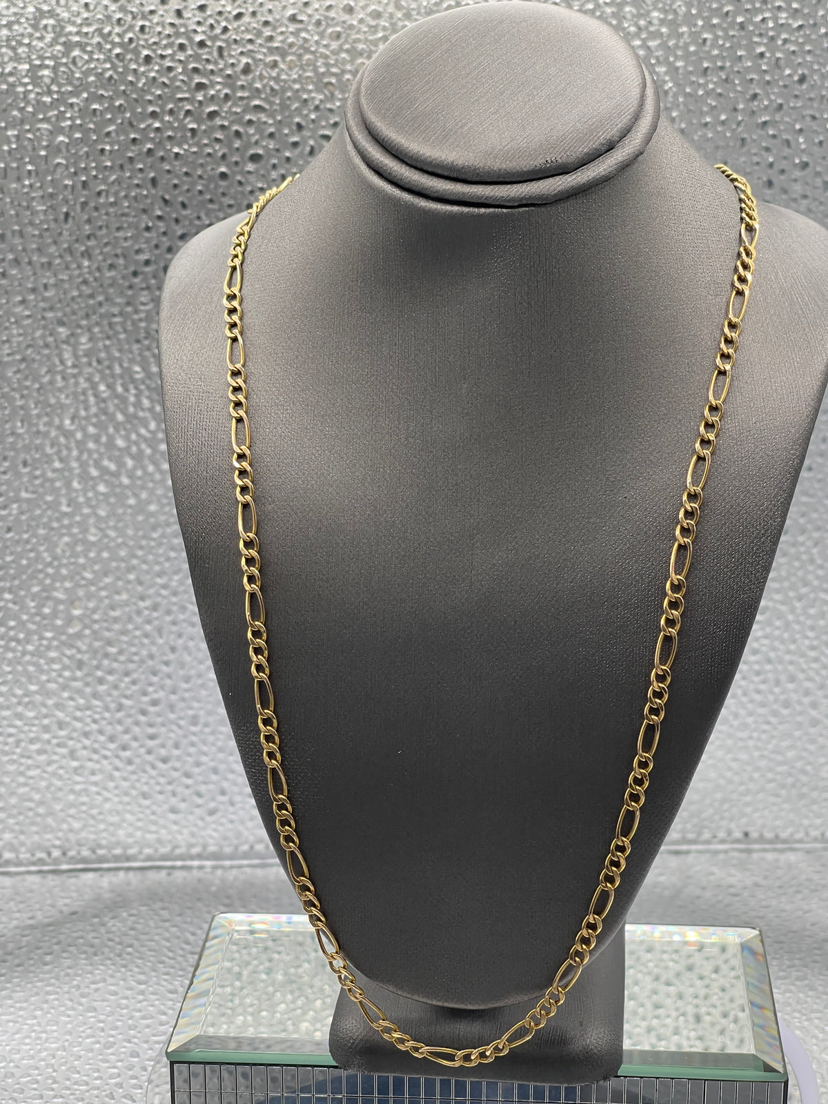 Ladies or Gents 10 Karat Solid Yellow Gold Figaro Link Chain