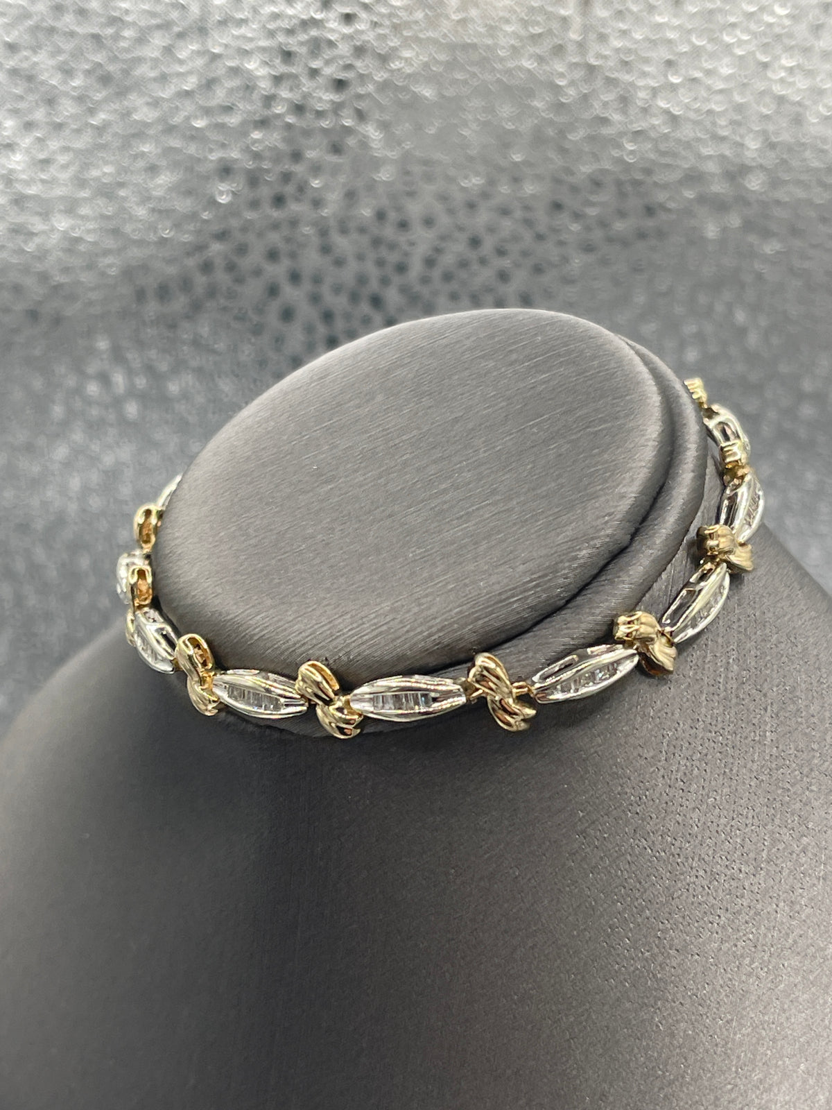 Ladies Beautiful 14 Karat Two Tone Gold & Diamond Tennis Bracelet