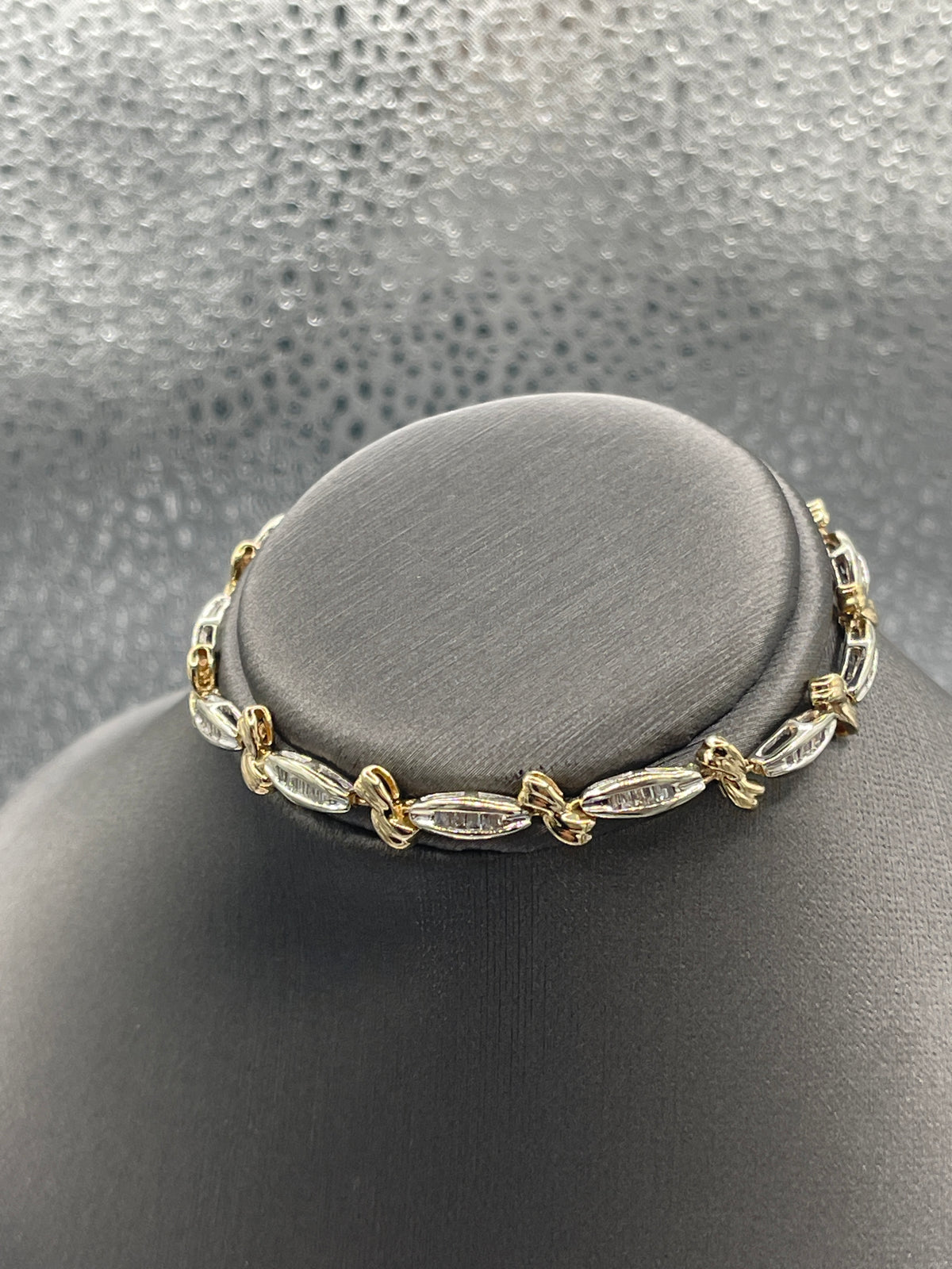 Ladies Beautiful 14 Karat Two Tone Gold & Diamond Tennis Bracelet