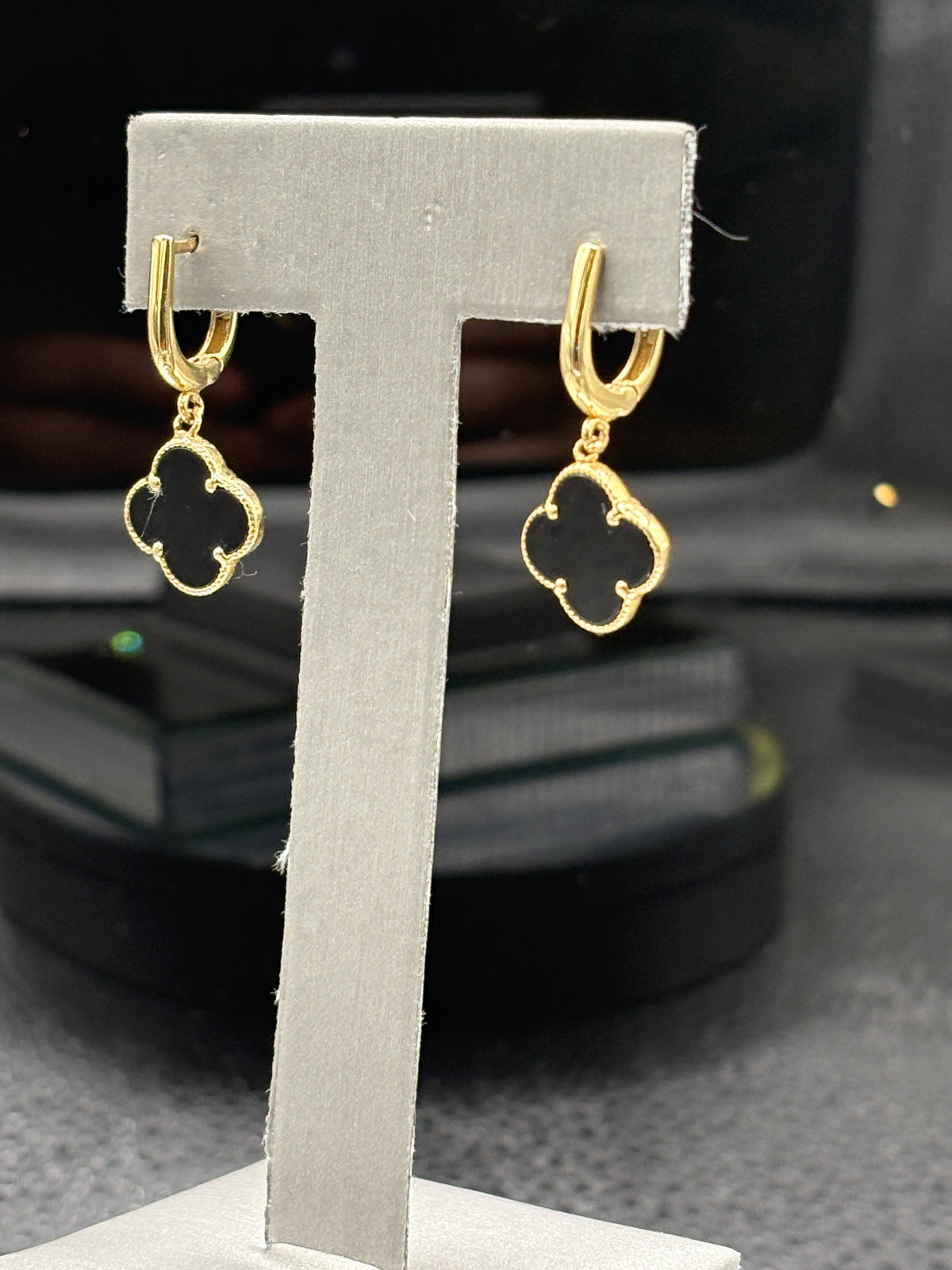 14kt Yellow gold, Ladies black onyx clover shaped dangling earrings