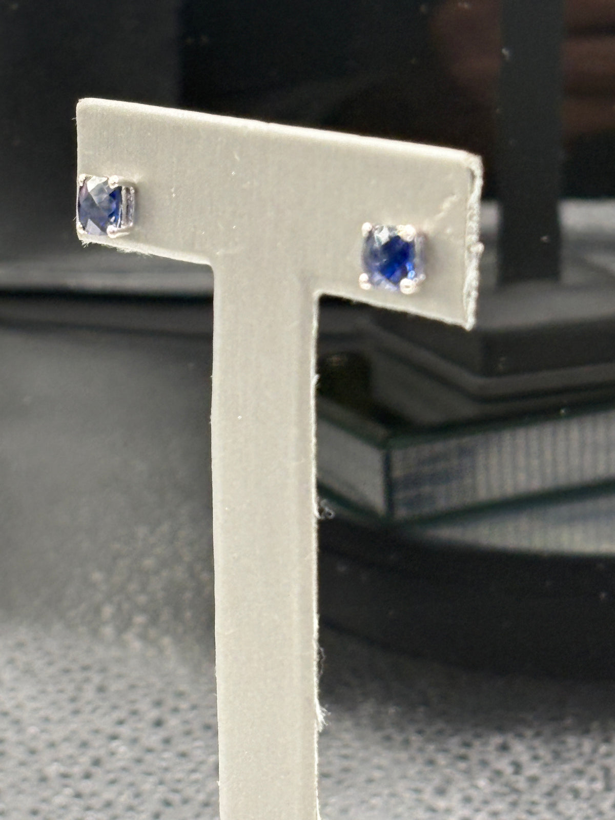 10kt solid white gold cushion cut sapphire with checkerboard design diamond stud earrings