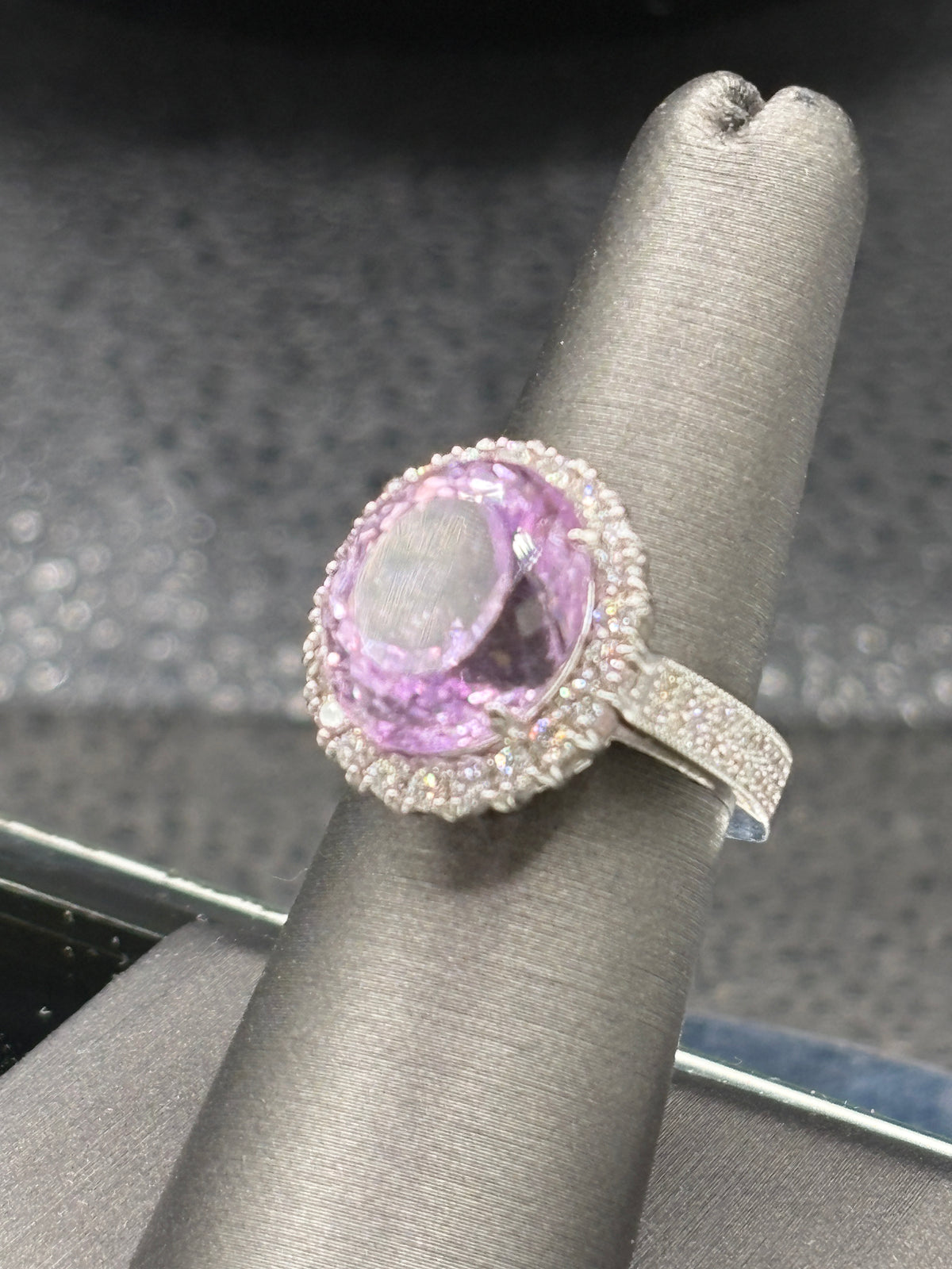 14kt white gold Oval Kunzite and Diamond ring