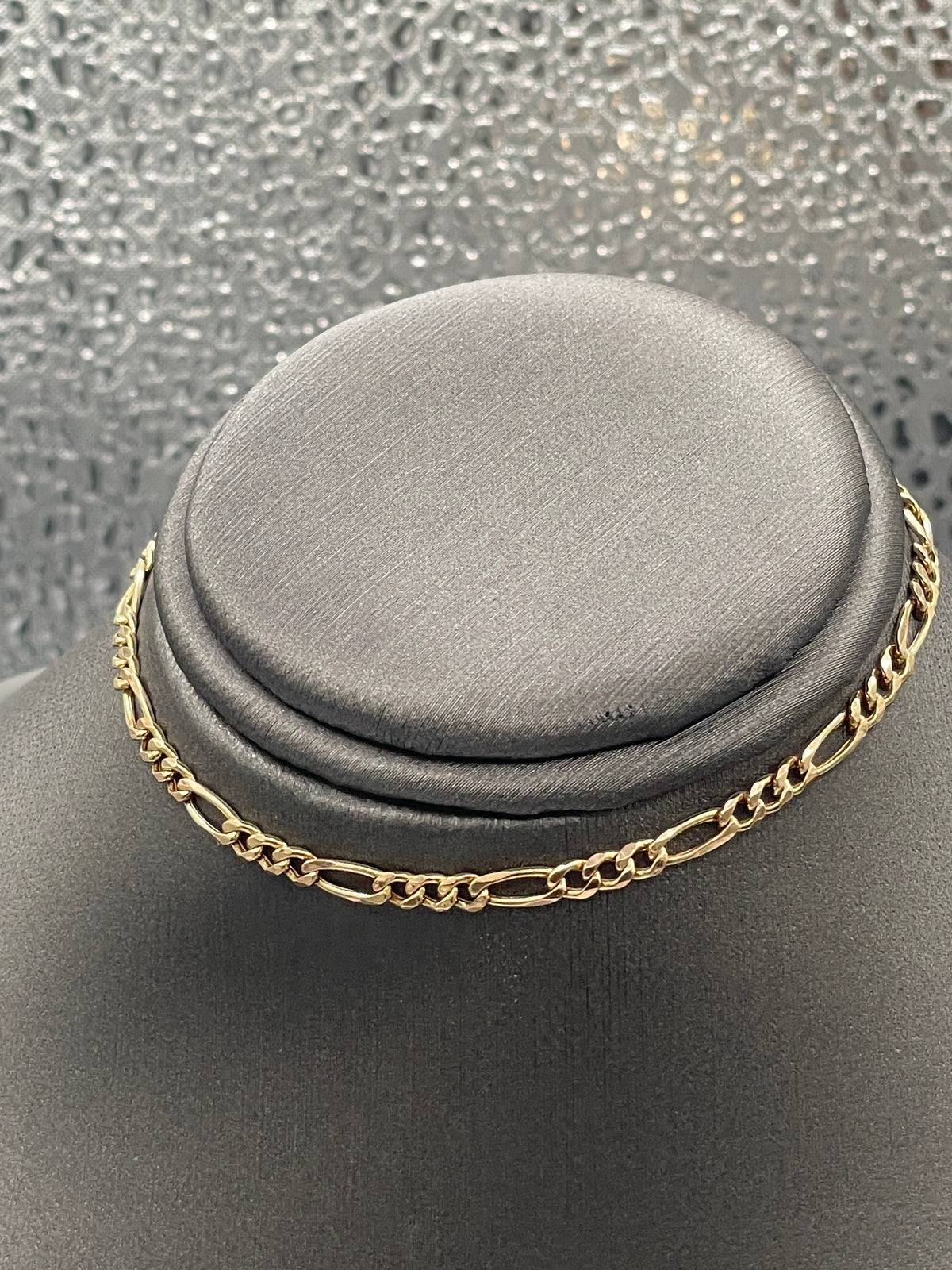 Ladies Classic 14 Karat Yellow Gold Figeroe Link Bracelet