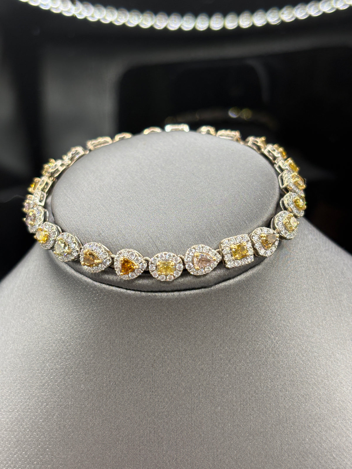 Ladies 18 Karat White Gold Fancy Shape & Color Diamond Bracelet