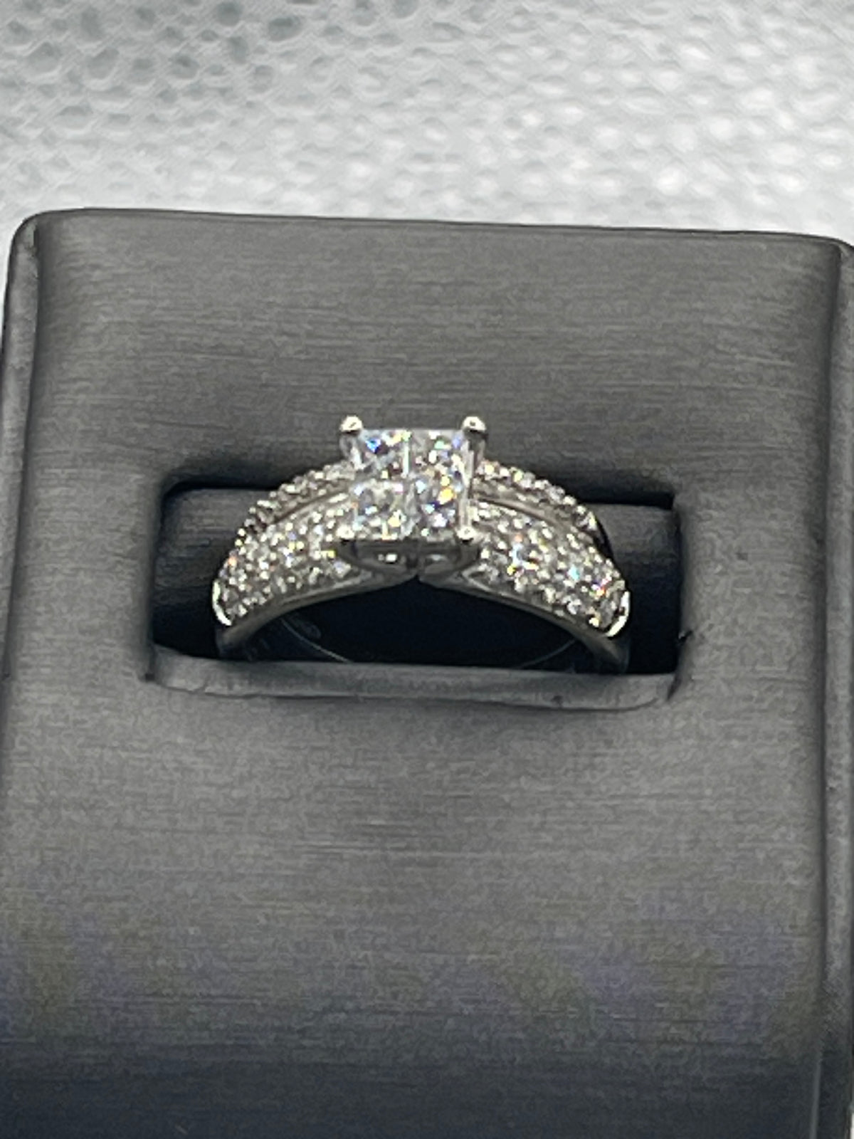 Ladies 14 Karat White Gold Diamond Engagement Set