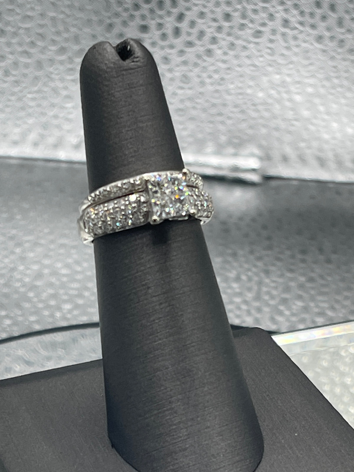 Ladies 14 Karat White Gold Diamond Engagement Set