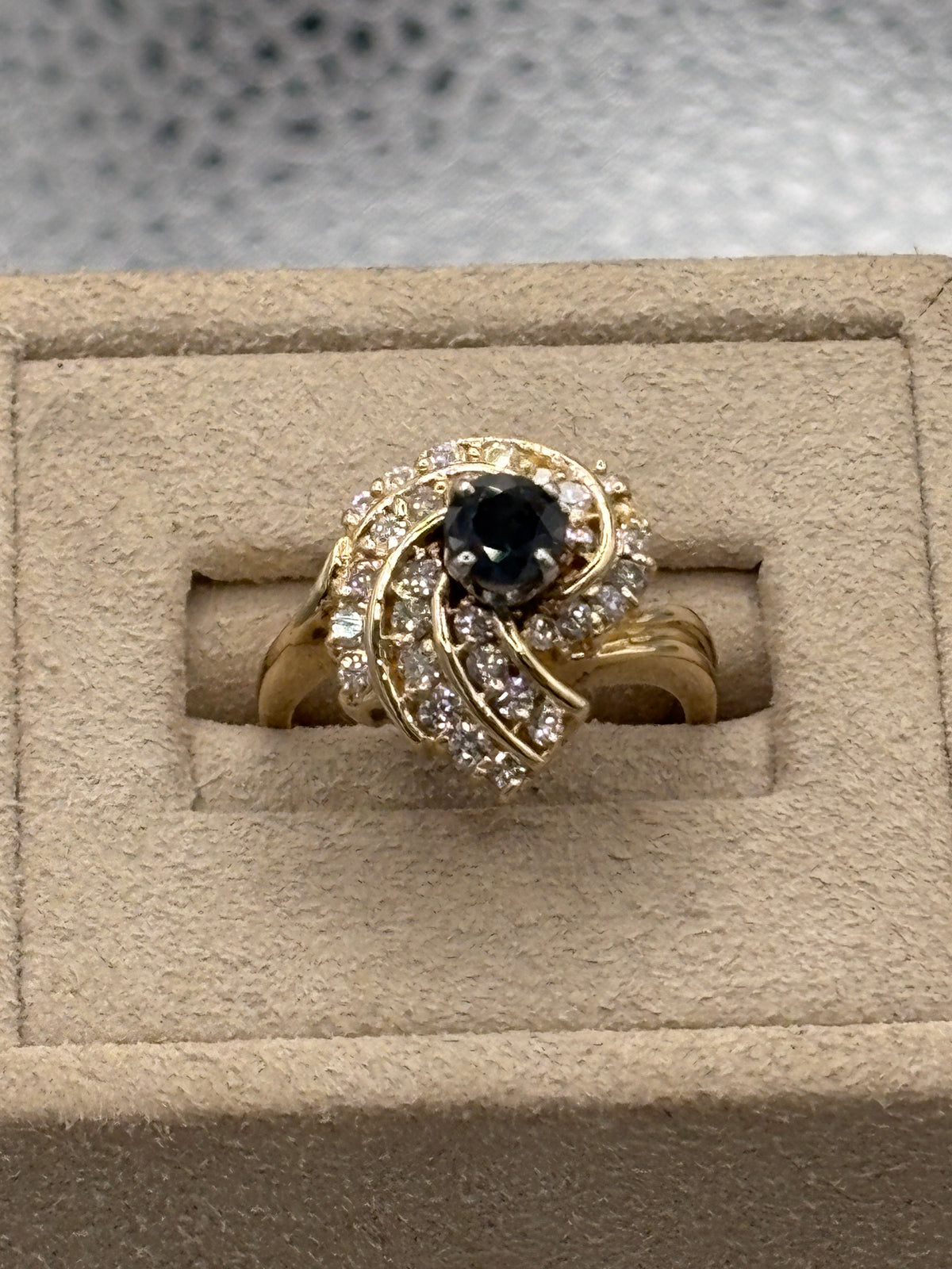 Ladies 14 Karat Yellow Gold Sapphire & Diamond Swirl Ring