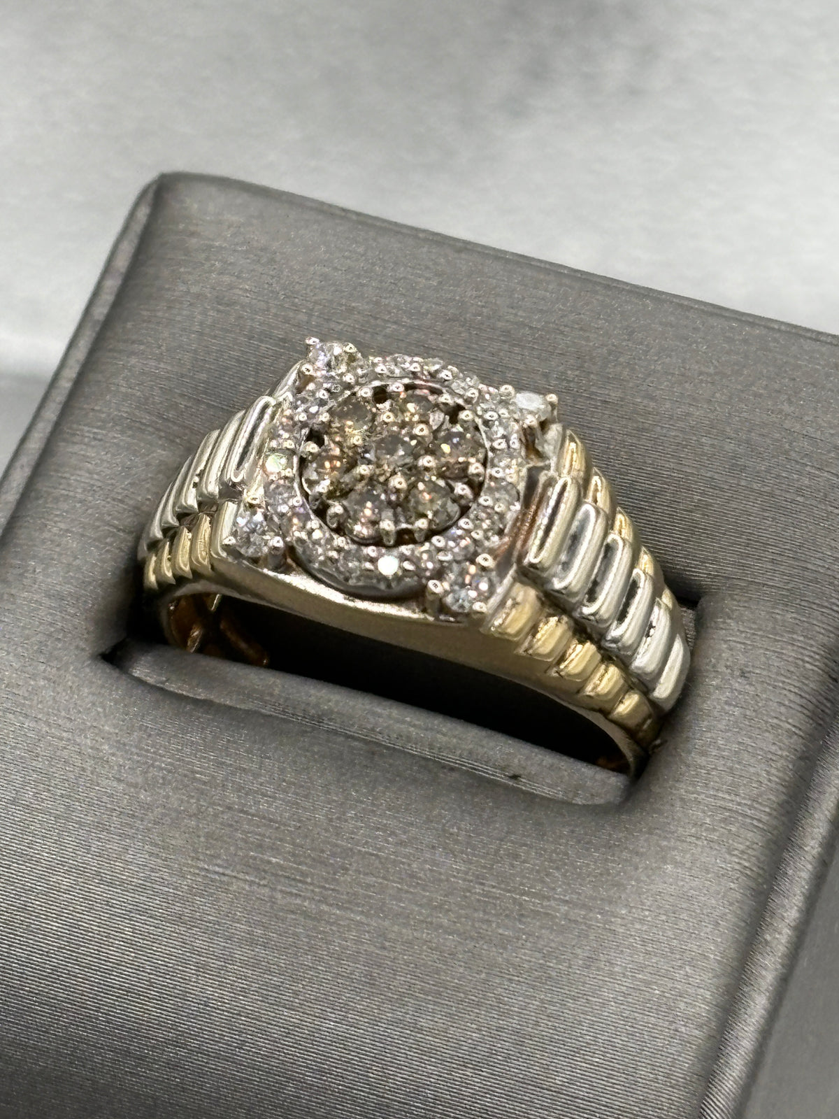 A Fabulous Men’s 10 Karat Two-Tone Gold Diamond Cluster Ring