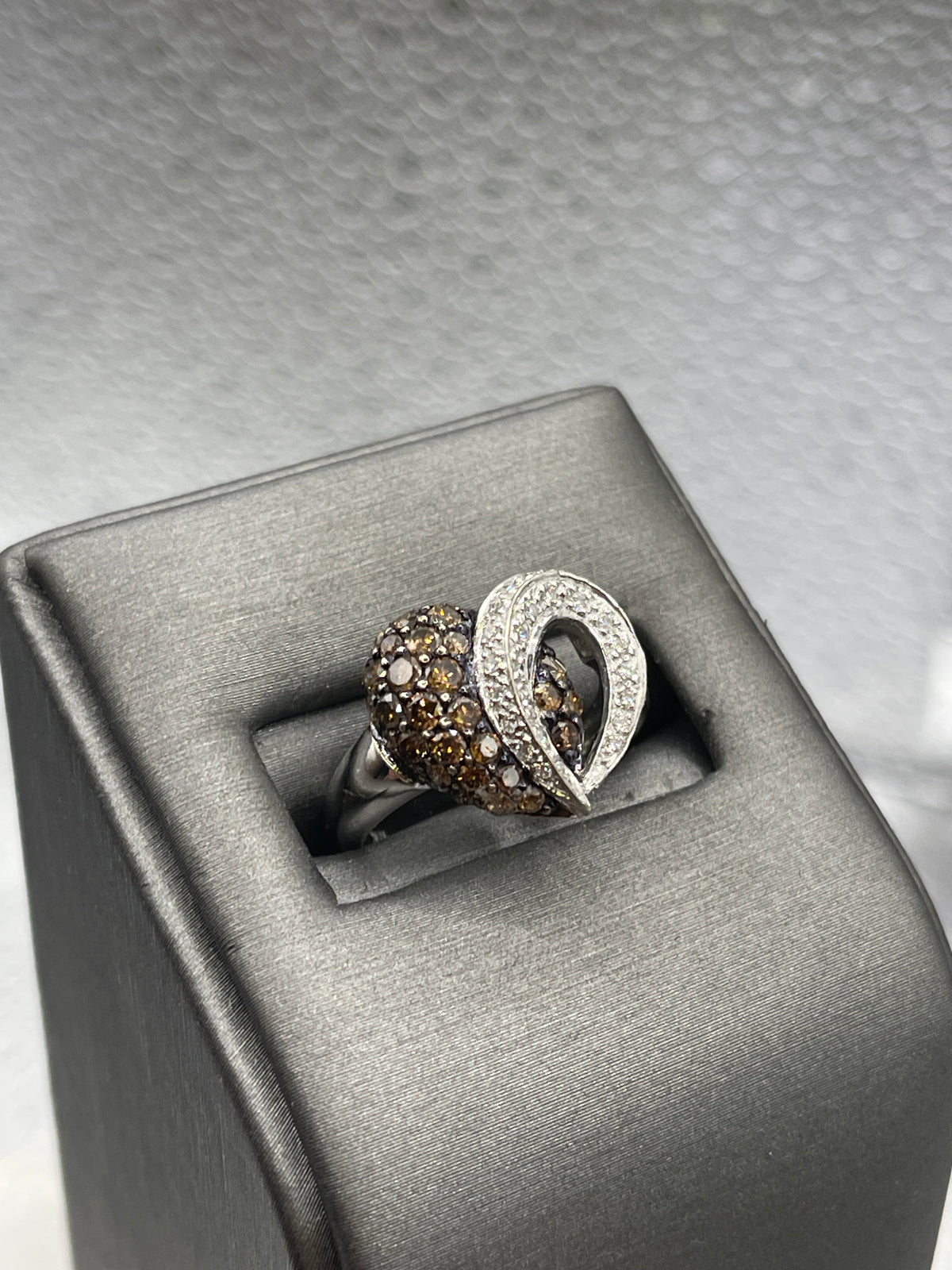 Ladies 18 Karat White Gold Chocolate & White Diamond Heart Ring