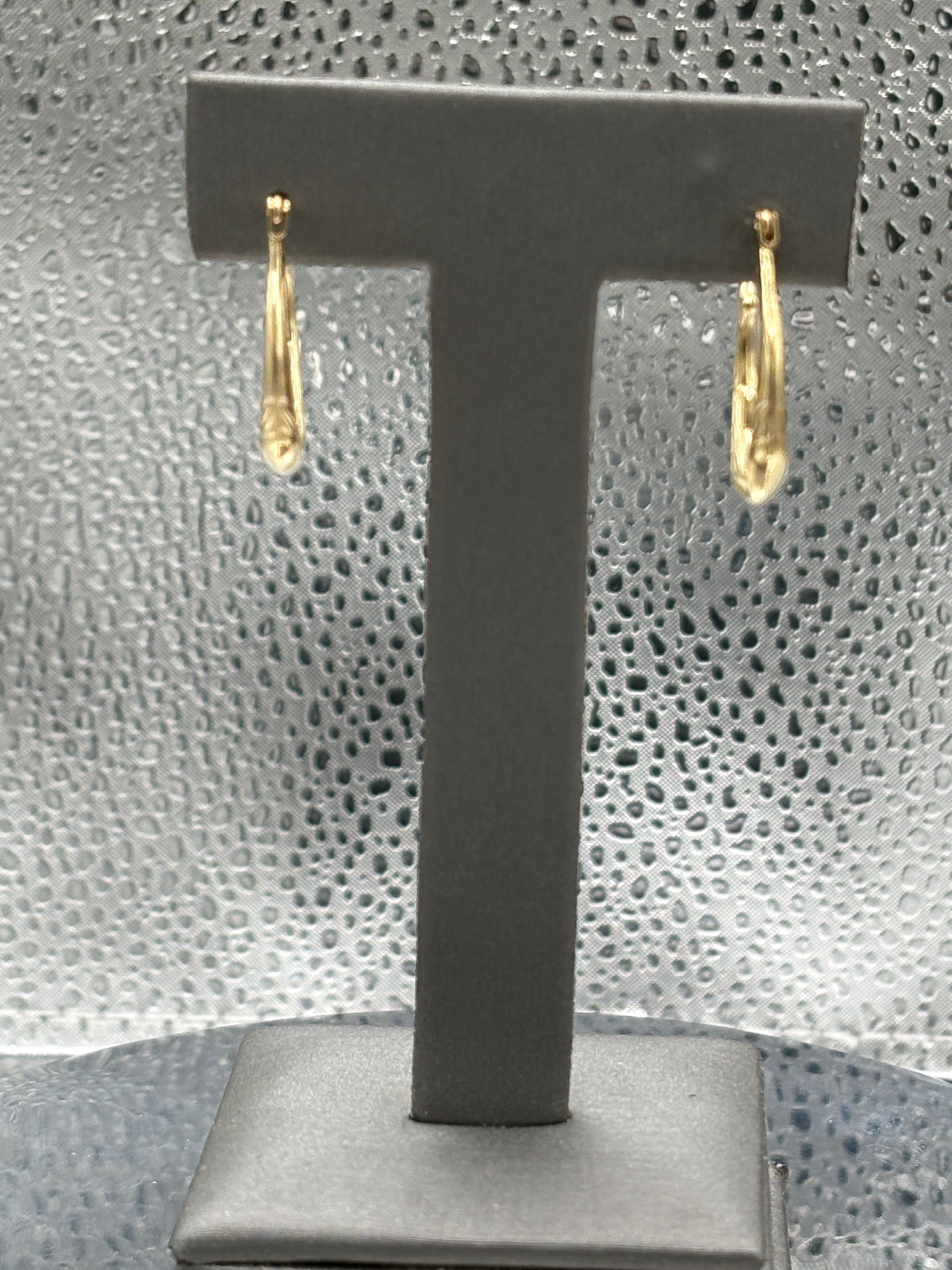 Ladies 14 Karat Yellow Gold Kissing Dolphin Hoop Earrings