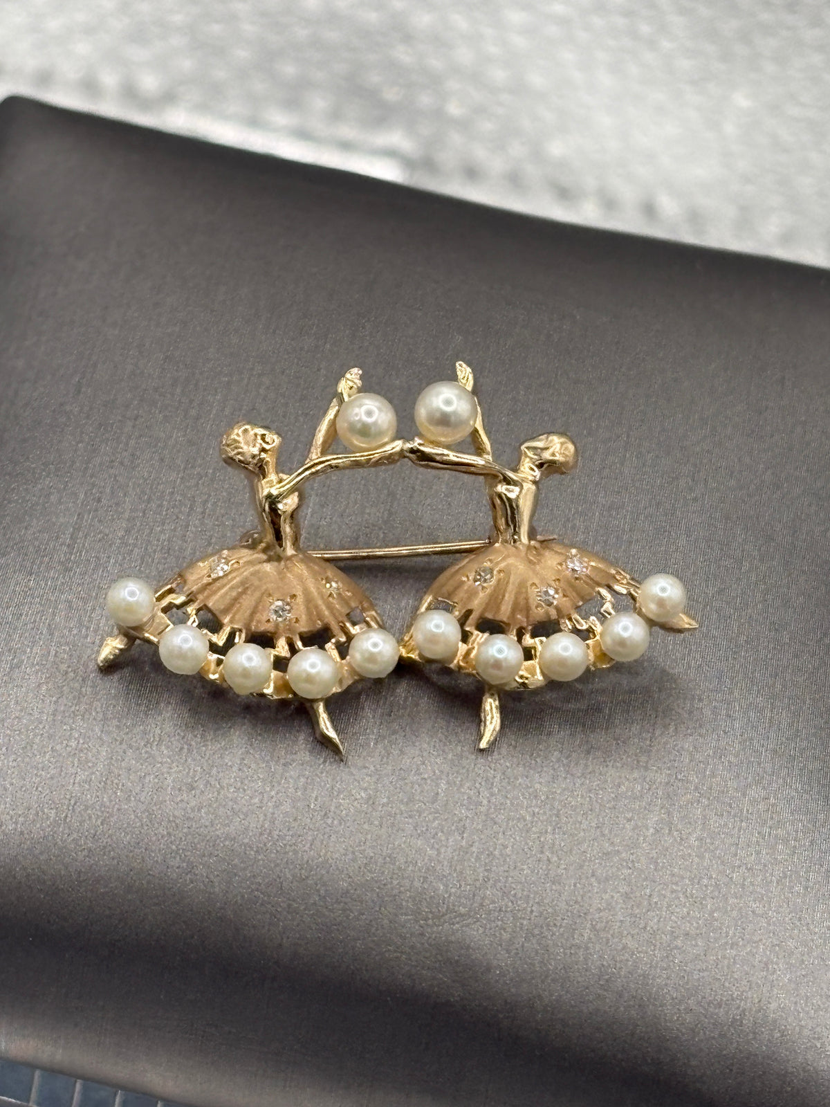 Ladies 14 Karat Yellow Gold Twin Ballerina Diamond & Pearl Pin