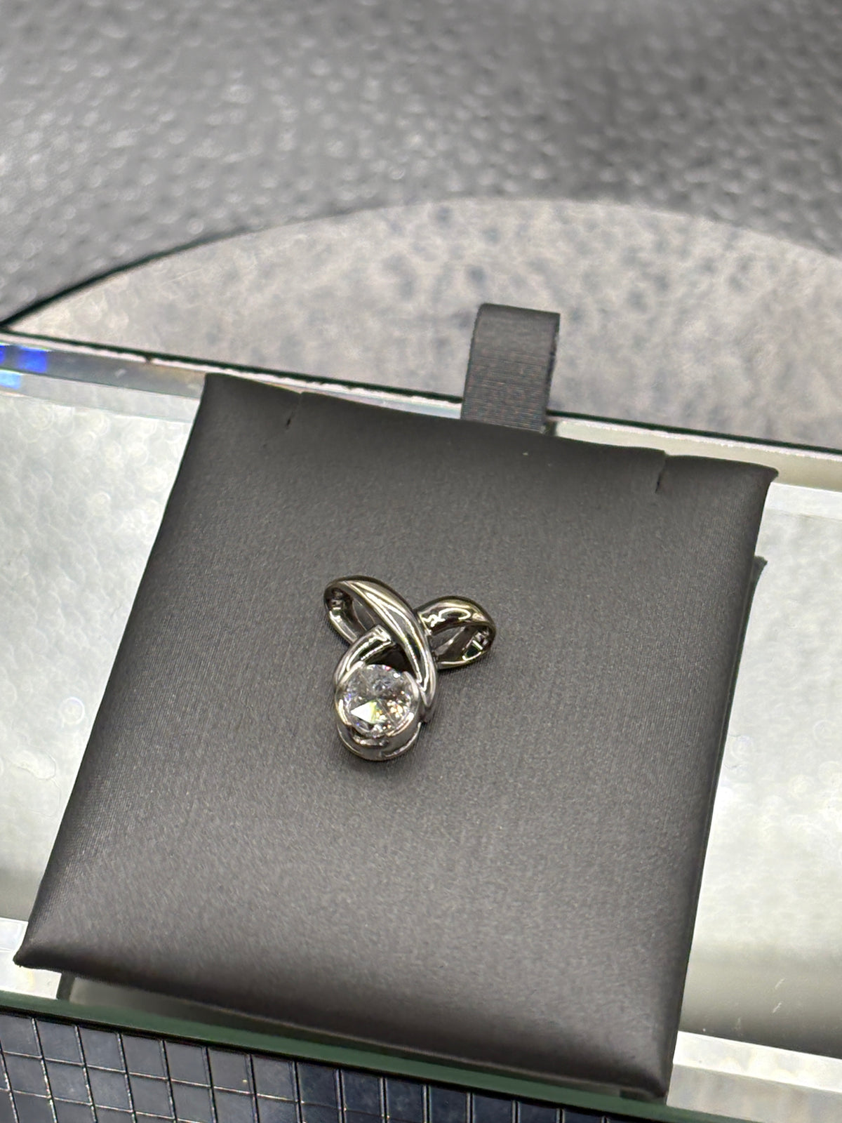 Ladies 18 Karat White Gold Trillion Cut Diamond Pendant