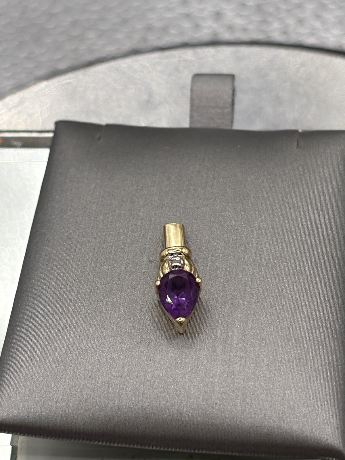 Ladies 14 Karat Yellow Gold Amethyst & Diamond Pendant