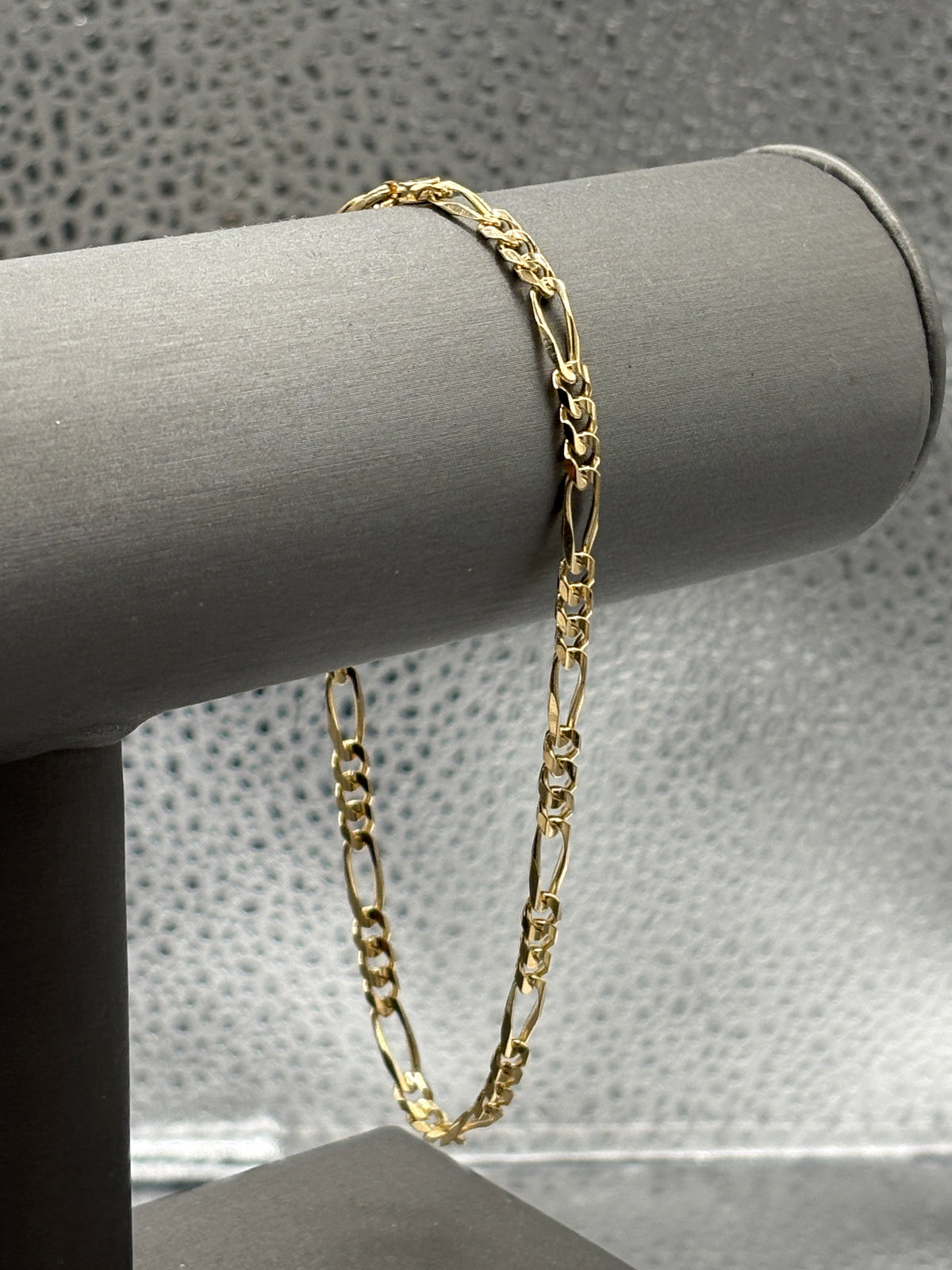 Ladies 14 Karat Yellow Gold Figeroe Link Ankle Bracelet