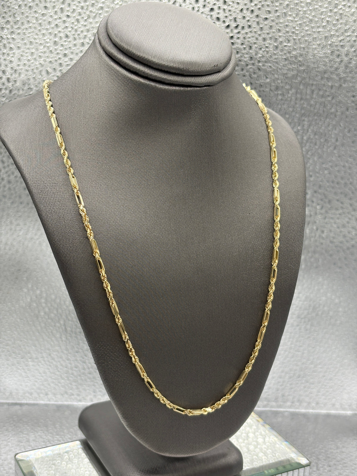 View three of Ladies/ Gents 14 Karat Yellow Gold Solid Figeroe Chain