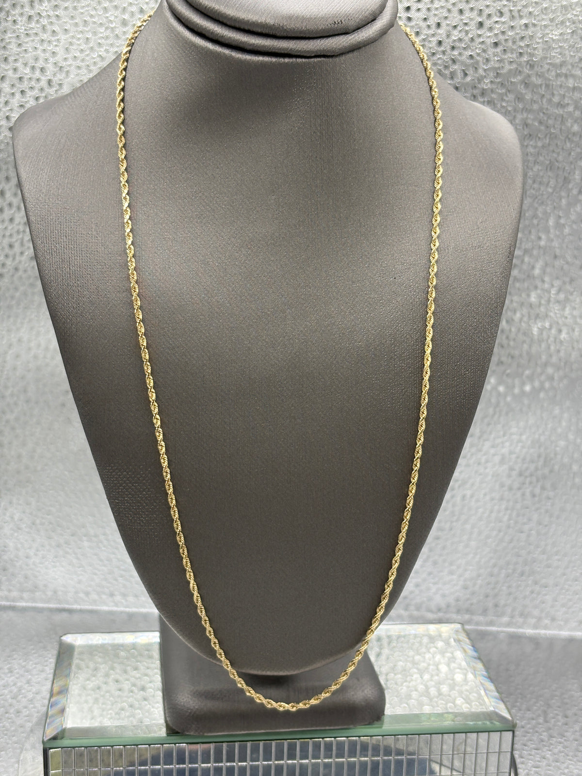 View two of Ladies/Gents 14 Karat Yellow Gold Di-Cut Solid Rope Chain