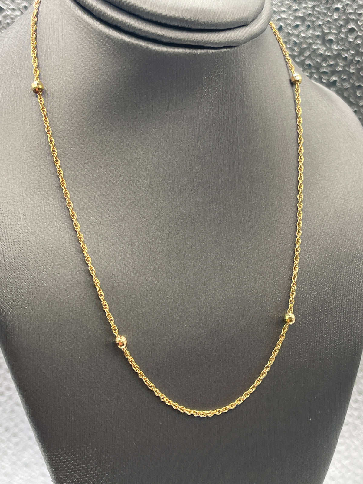 Ladies Petite 14 Karat Yellow Gold Ball & Link Chain