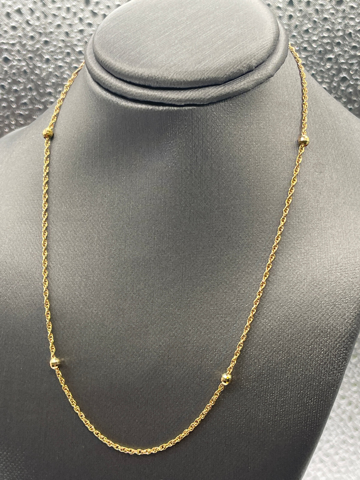 Ladies Petite 14 Karat Yellow Gold Ball & Link Chain