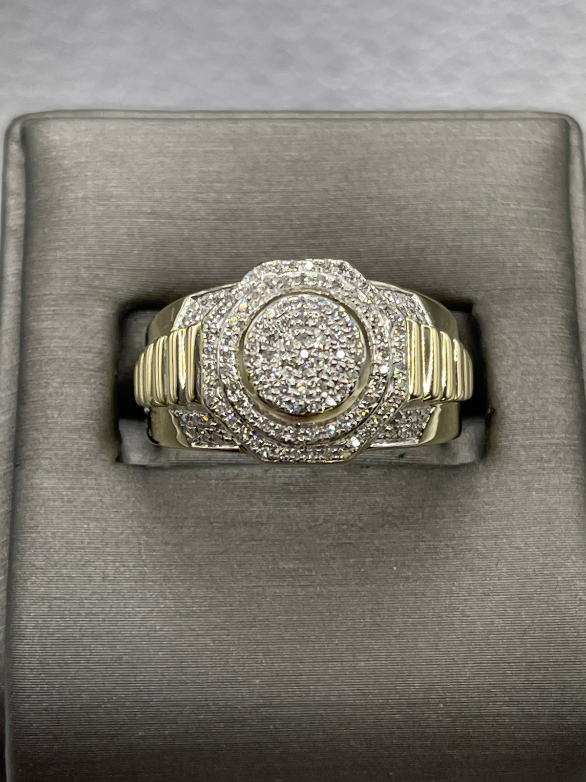 Spectacular Gents/Ladies 10 Karat Yellow Gold Diamond Rolex Style Ring