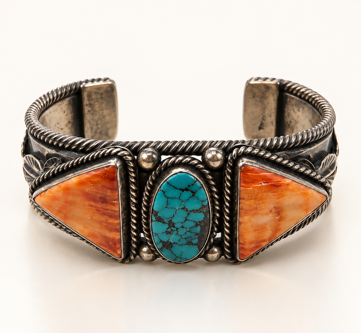 South Western Native American Sterling Silver cuff bracelet