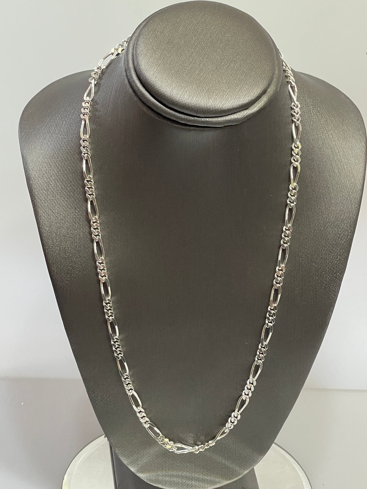 Sterling Silver .925 Figaro Style 18" Chain
