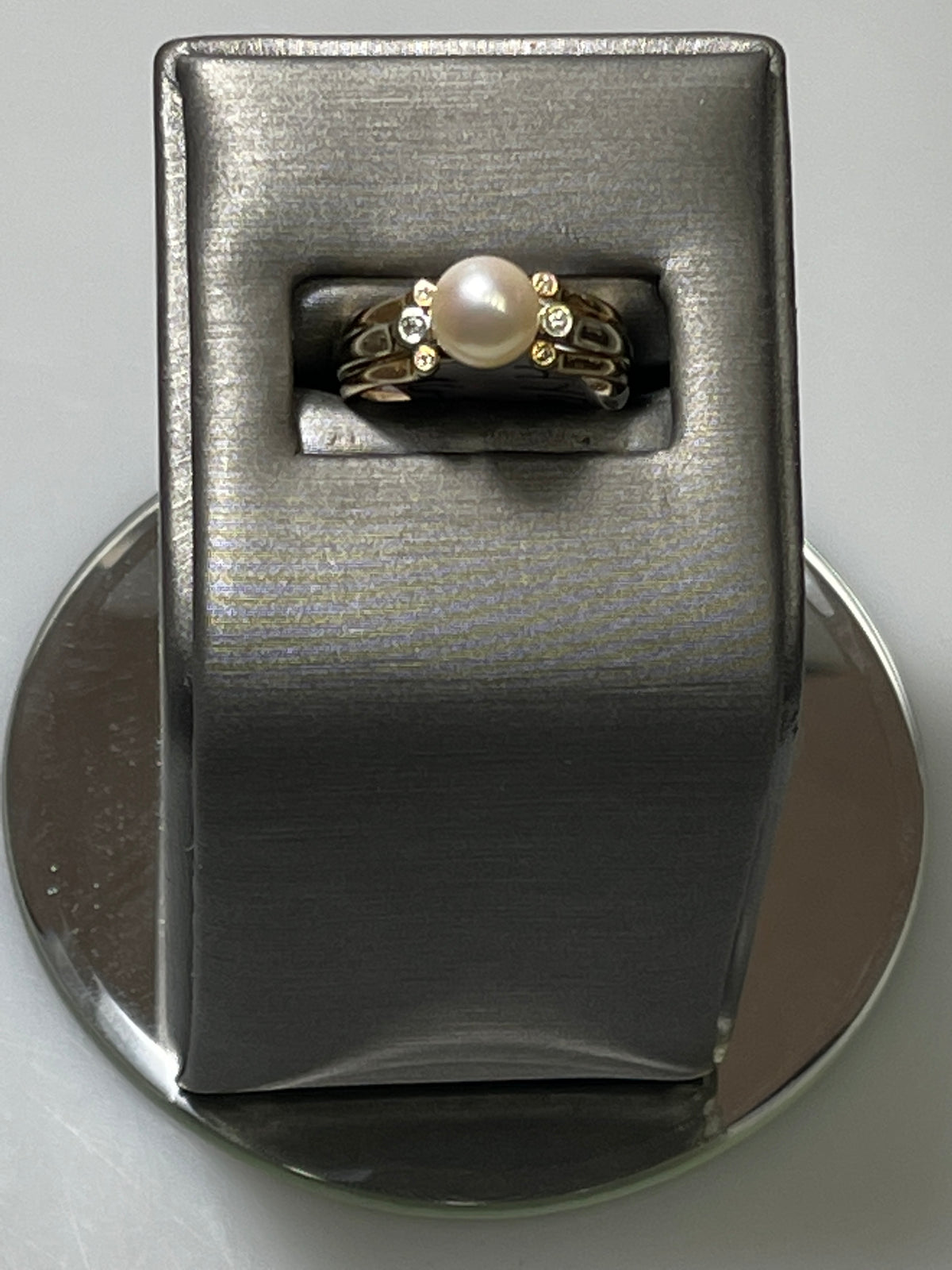 14 Karat Yellow And White Gold - Pearl And Diamond Ring - Philadelphia Gold & Silver Exchange
