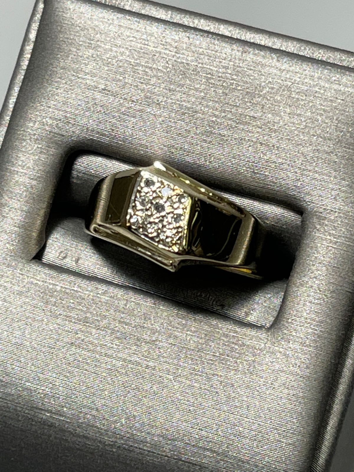 14 Karat Yellow Gold Diamond Cluster Ring - Man Or Woman - Philadelphia Gold & Silver Exchange
