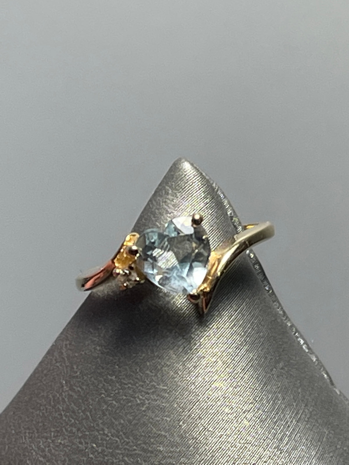 14 Karat Yellow Gold Aquamarine & Diamond Ring Petite - Philadelphia Gold & Silver Exchange